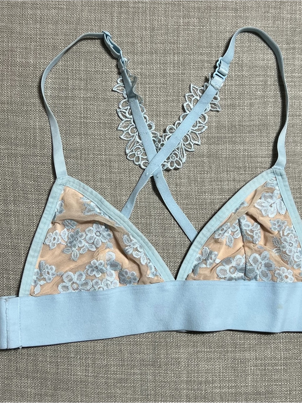 Victoria’s Secret PINK lace, blue Bralette size medium